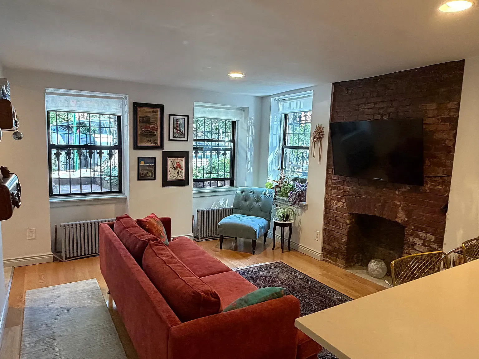 100 Lafayette Avenue — Photo 2