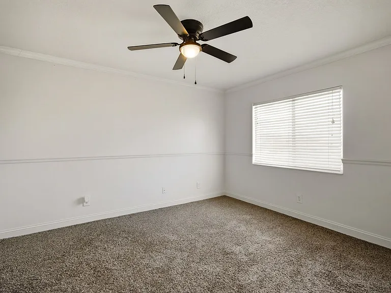 12962 Fennway Ridge Dr — Photo 11