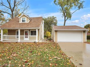 11357 Fisher Ave, Warren, MI