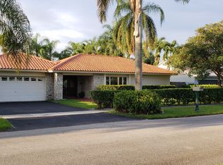 11541 SW 98th St, Miami, FL 33176