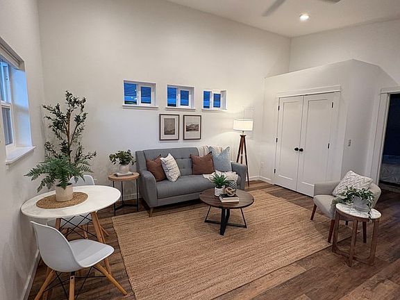5th image of 4563 NE 47th Ave #2