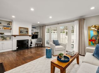 11 Oak St Unit 16, Wellesley, MA 02482