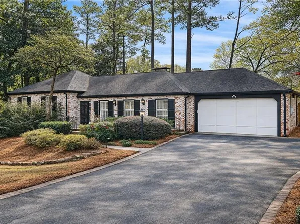 2199 Spring Creek Rd, Decatur, GA 30033