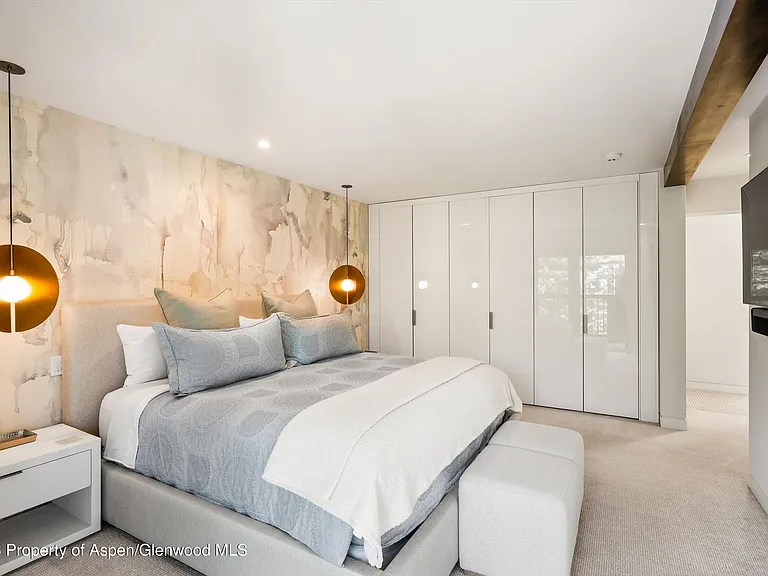 650 S Monarch St #7 — Photo 14