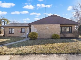 900 Whitney Blvd, Belvidere, IL 61008