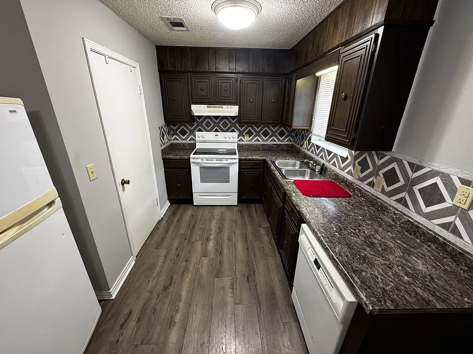 4240 Del Almirante Cir