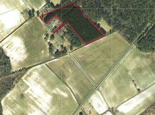 Bear Ln, Lumberton, NC 28360