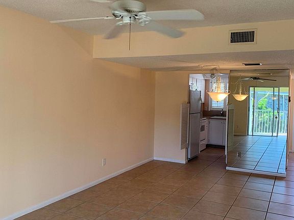 4th image of 18081 SE Country Club Drive #169