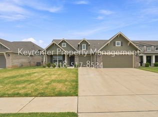 6303 E 123rd St S, Bixby, OK 74008