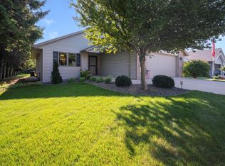 1823 Pleasant St, Manitowoc, WI 54220