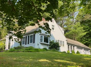 40 Grove St, Sandwich, MA 02563