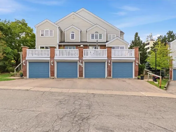 502 Beechwood Dr #3, Waterloo, ON N2T 2C5