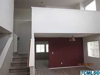 3rd image of 2142 W Picadilly Ln