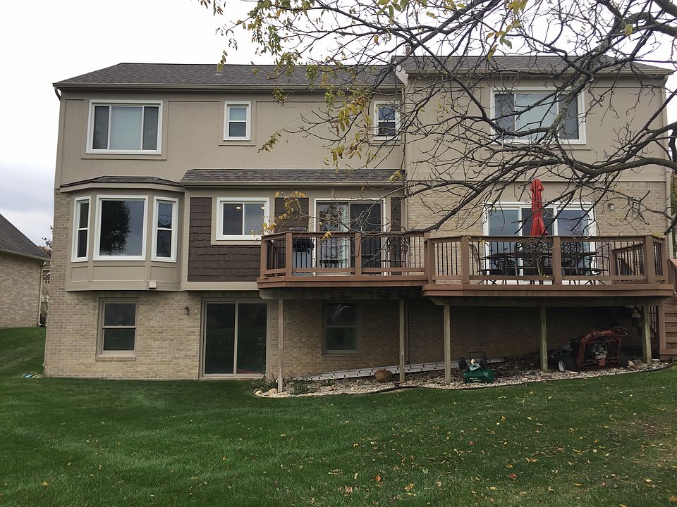 2nd image of 3149 Courtfield Dr