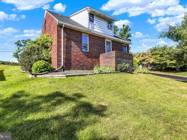 24 Ardmore Ave, Reading, PA 19607