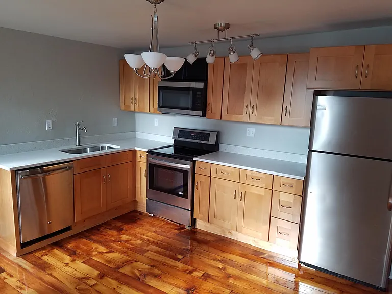 619 Tripoli St #2 — Photo 3