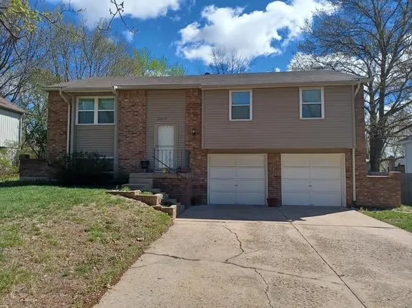 13001 S Sycamore St, Olathe, KS 66062