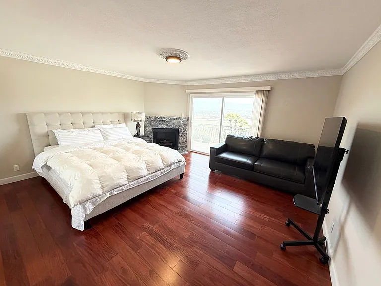 22125 Birds Eye Dr — Photo 13