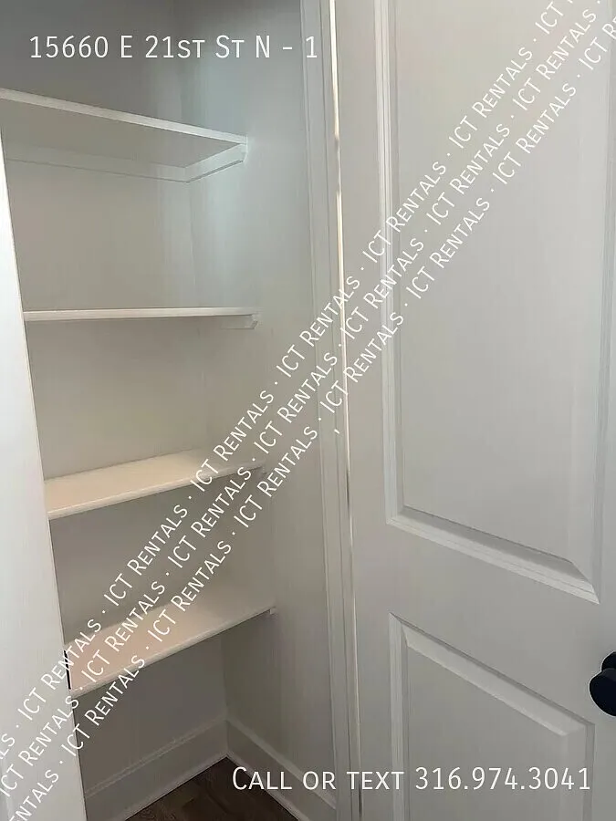 4 bed, 1926 sqft, $2,200 — Photo 3