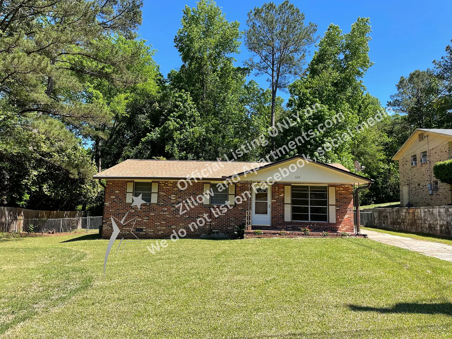 3 bed, 1067 sqft, $975 — Photo 1