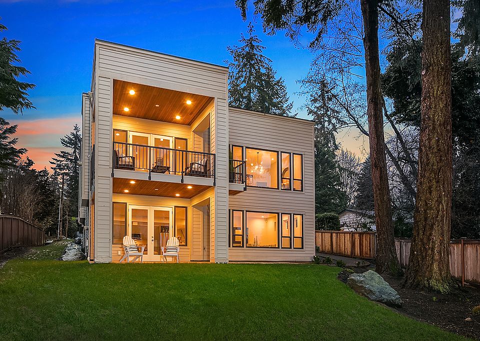 1st image of 2420 80th Ave NE