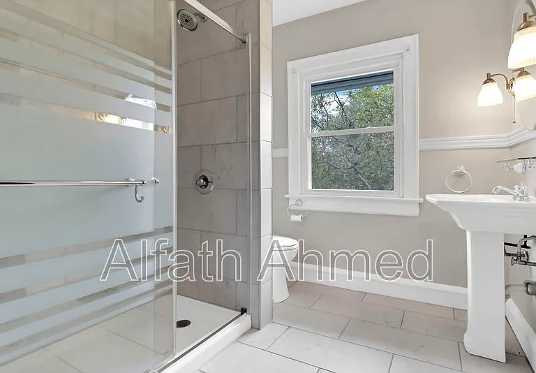 294 Wyandotte Ave — Photo 26