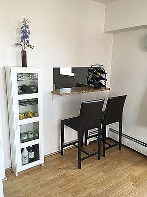 4th image of 301 Cathedral Pkwy APT 7U
