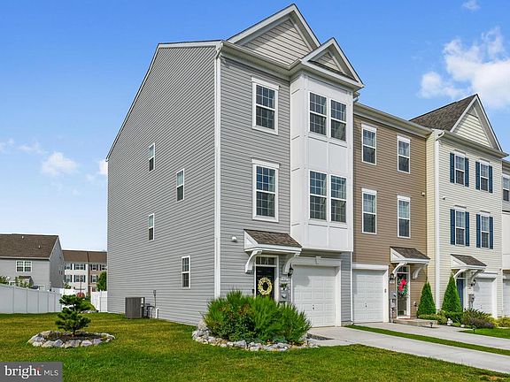 3rd image of 13127 Nittany Lion Cir