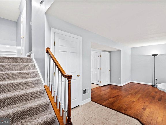 5th image of 16473 Steerage Cir