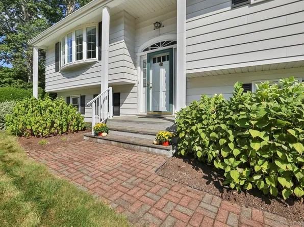 7 Butternut Drive, Meriden, CT 06450