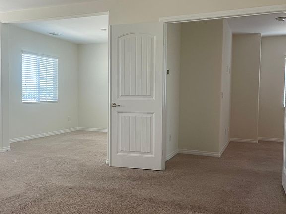 3rd image of 13295 Flagstaff Dr