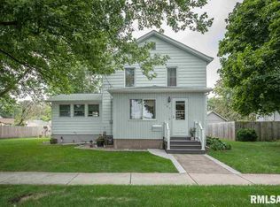 109 S Spring St, Geneseo, IL 61254