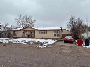 616 Sunridge Dr, Cheyenne, WY 82007
