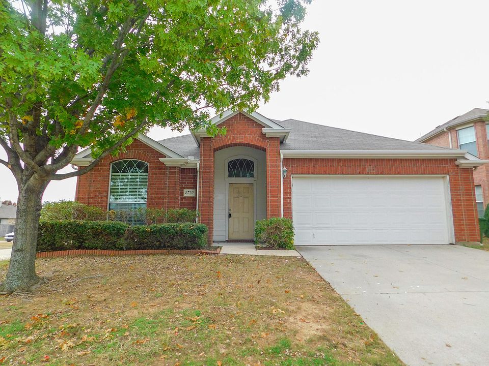 8732 Wagon Trl, Crossroads, TX 76227 Zillow
