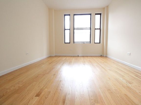 3rd image of 124 W 72nd St APT 7B