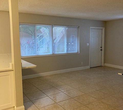5th image of 2753 NE 28th St #3