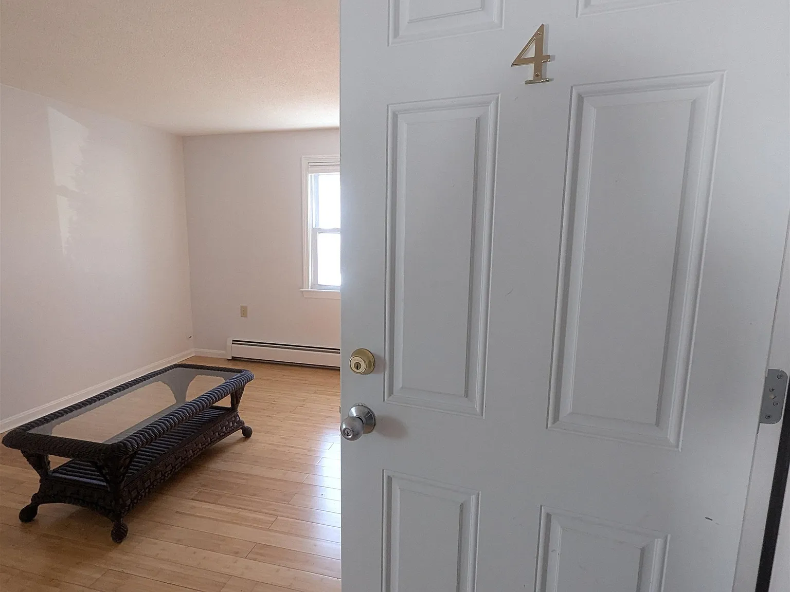 2 bed, 1.0 bath, 1000 sqft, $2,495 — Photo 3