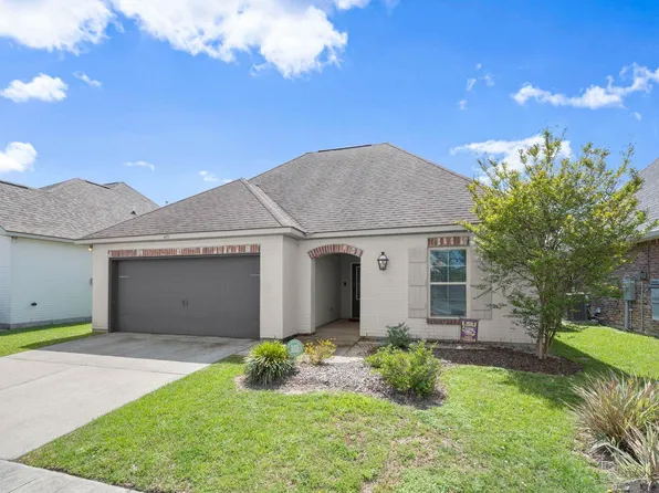 471 Lake Breeze Dr, Baton Rouge, LA 70820