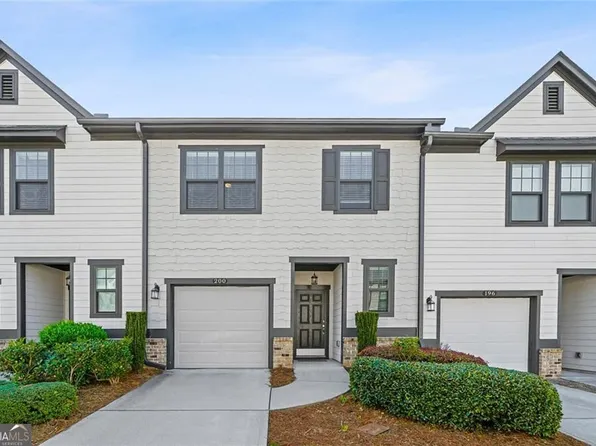 200 Mountain Rest Ct SE, Mableton, GA 30126