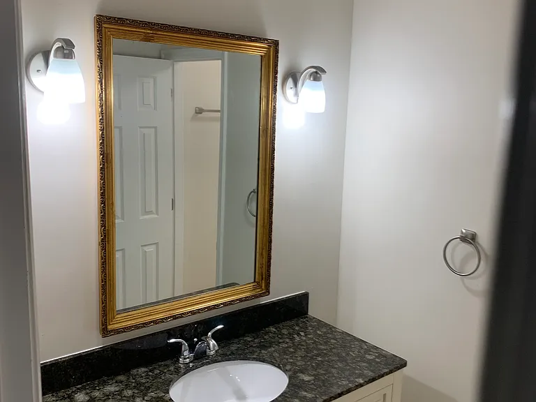 1209 Virginia Ave — Photo 10