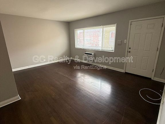 4th image of 6947 S Jeffery Blvd #3K