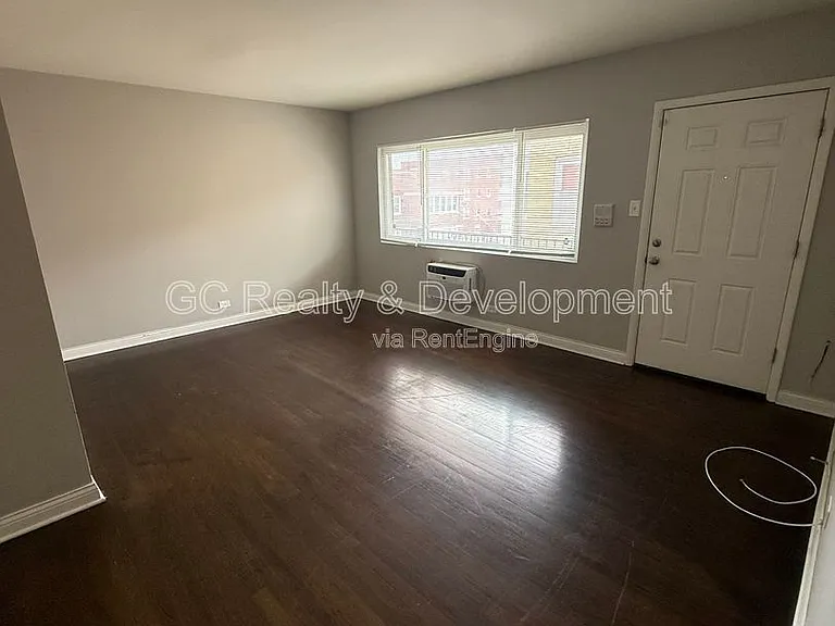 6947 S Jeffery Blvd #3K — Photo 4