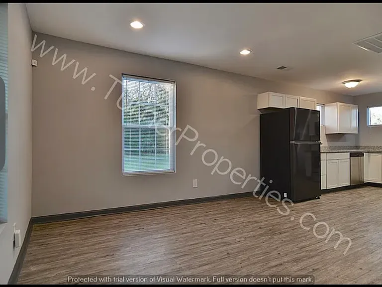 124 Tyler Rd — Photo 4