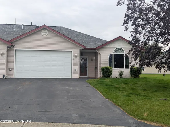 1745 S Heirloom Cir #B, Palmer, AK 99645