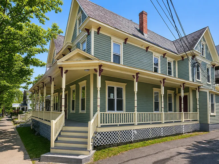 523 Sarah St #B — Photo 13