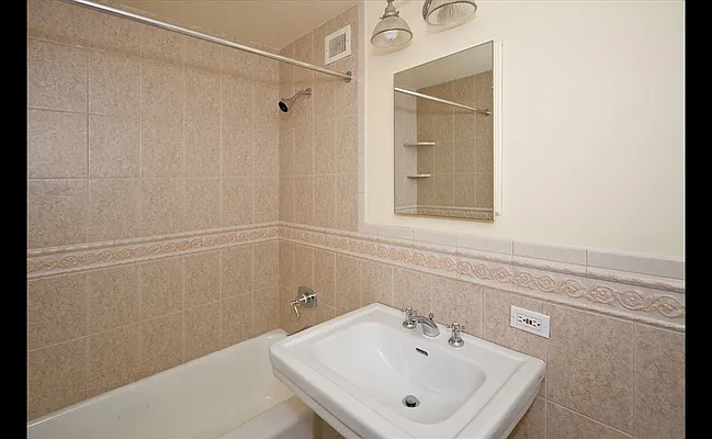 Sold by Douglas Elliman | media 29