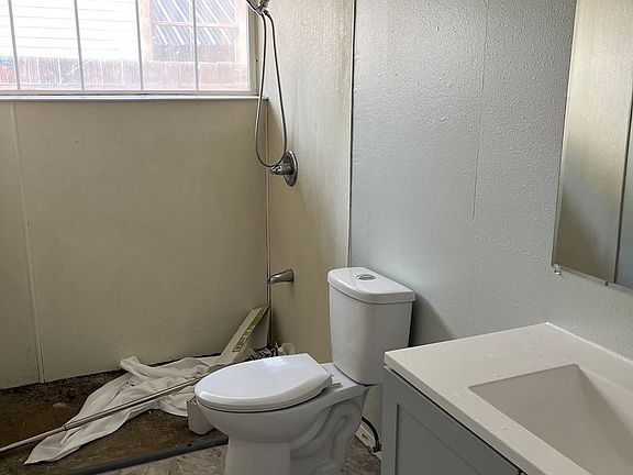 4th image of 710 S 13th Ave #1