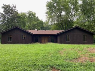 419 Edmondson Ferry Rd, Clarksville, TN 37040