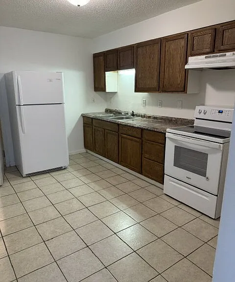 203 W North St #5 — Photo 1