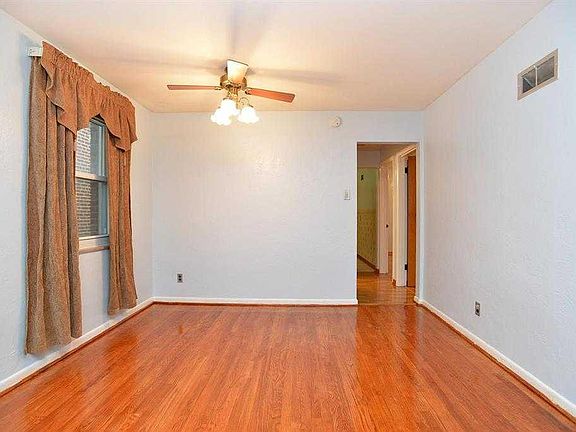 3rd image of 4128 Loughborough Ave